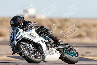 media/Dec-07-2025-CVMA (Sun) [[3e7d2de5dc]]/Race 11-Formula 2-CVMA Hooligans-American Thunder/